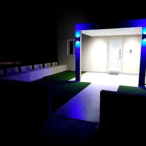 https://universe-house.larnacahotels.org
