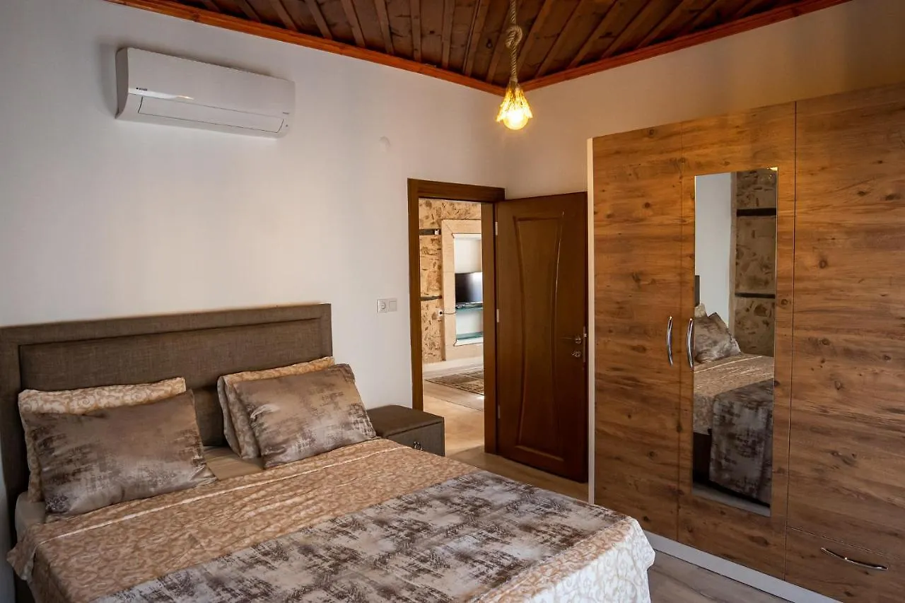 Old Town Famous Aparts Apartment Antalya