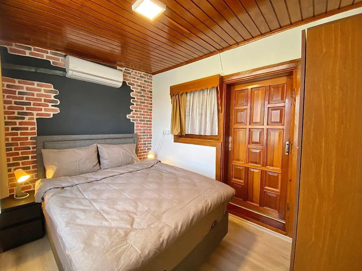 Old Town Famous Aparts Apartment Antalya