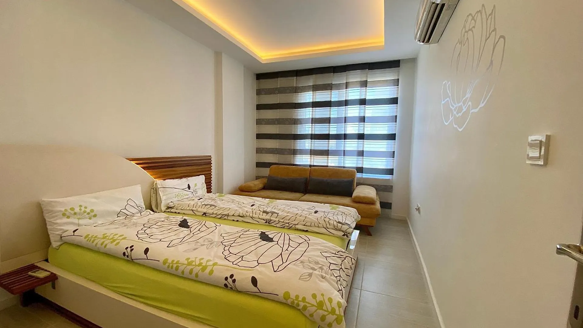 Old Town Famous Aparts Apartment Antalya