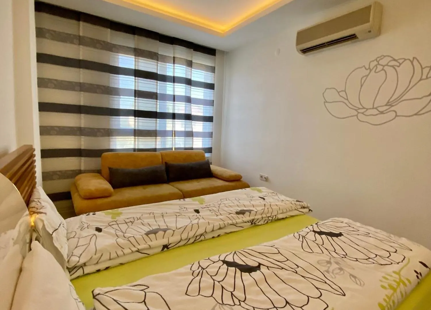 Old Town Famous Aparts Apartment Antalya 0*,  Turkey
